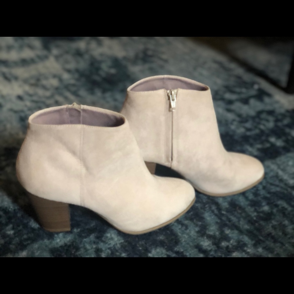 Old Navy Cream Ankle Booties